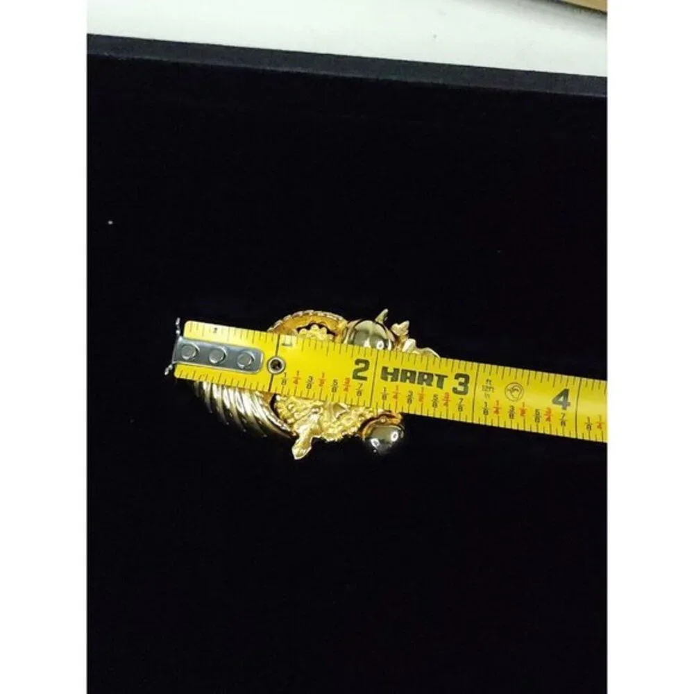 Vintage Thanksgiving Pin Brooch Cornucopia Harvest Gold‎ Tone Fruit Vegetables